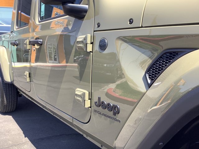 New 2025 Jeep Gladiator Sport AWD/4WD image 41
