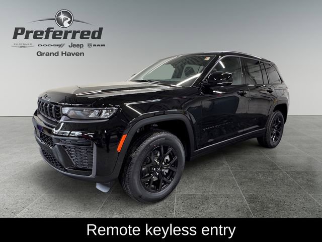 New 2026 Jeep Grand Cherokee Altitude image 11