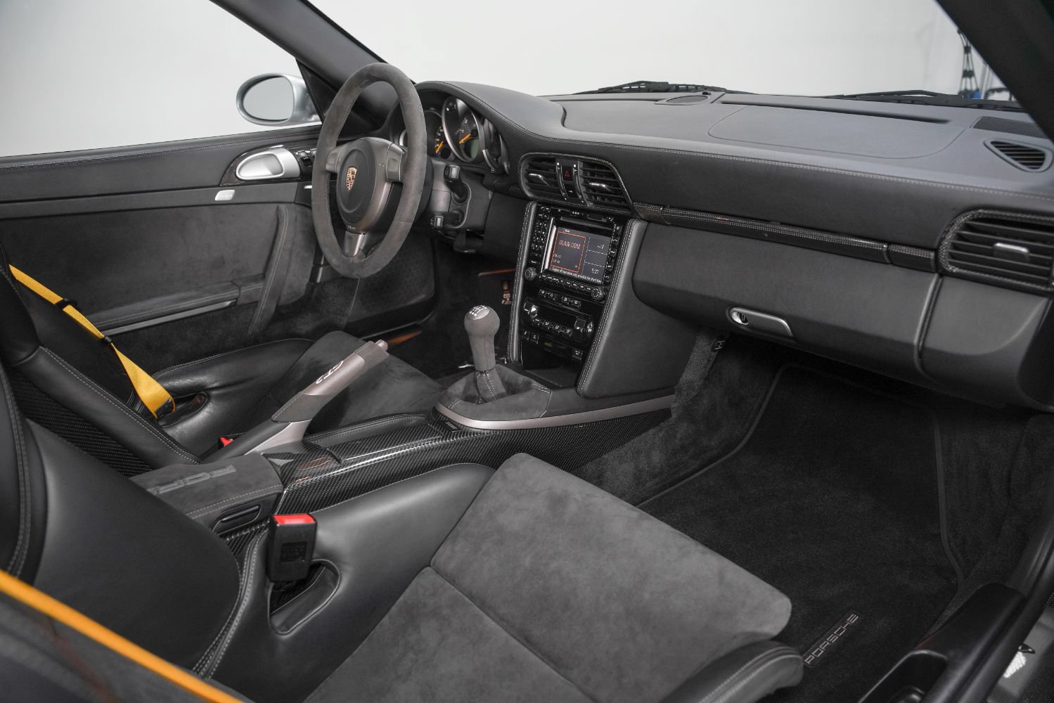 Used 2008 Porsche 911 GT2 RWD image 27