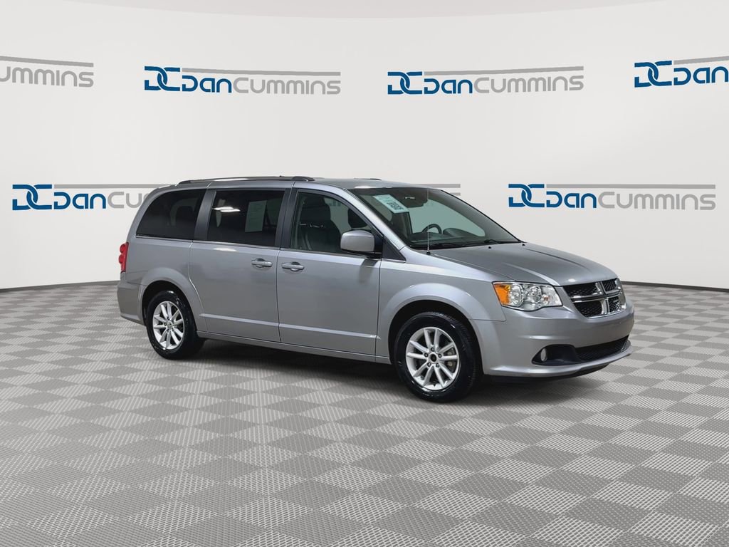 Used 2019 Dodge Grand Caravan SXT FWD image 2