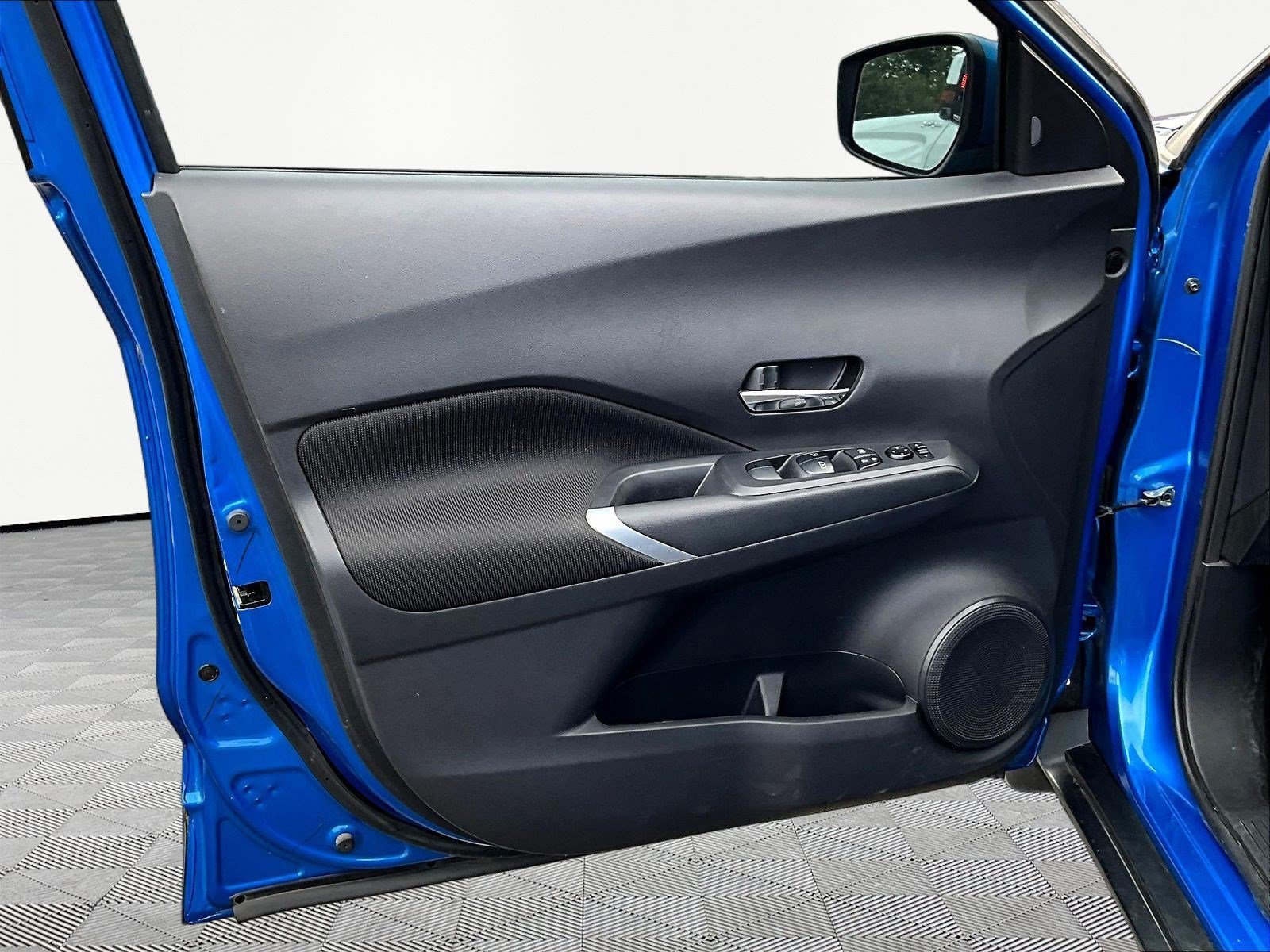 Used 2023 Nissan Kicks SV FWD image 20