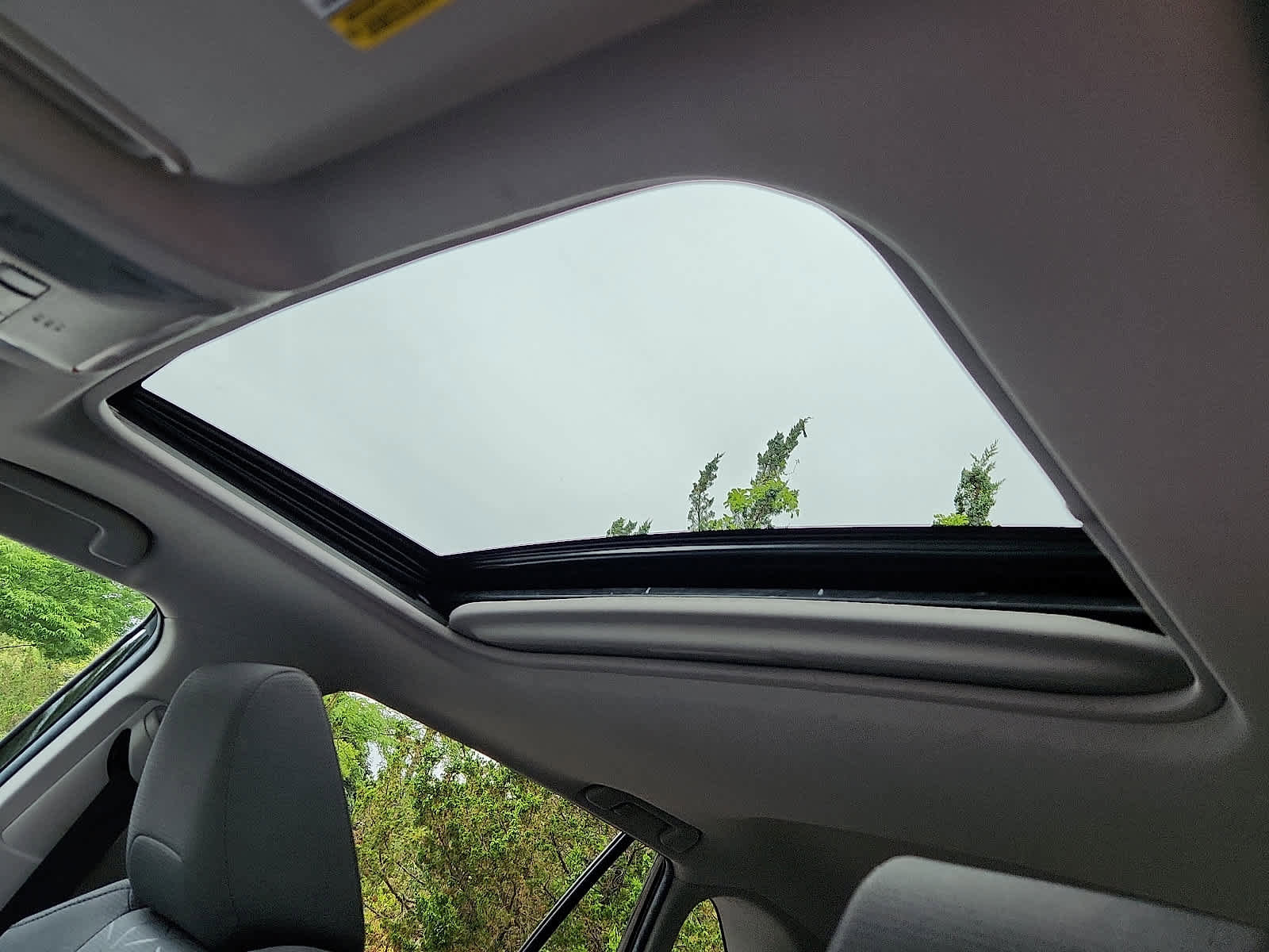 Certified 2021 Toyota RAV4 XLE image 16