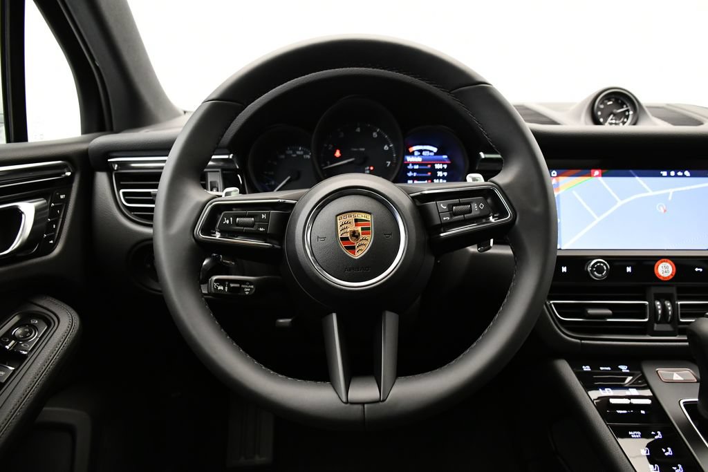 Certified 2026 Porsche Macan Turbo AWD/4WD image 27