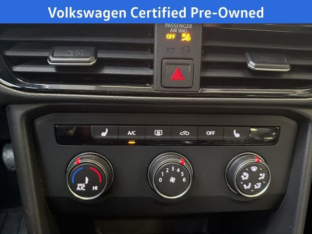 Certified 2022 Volkswagen Taos SE image 24