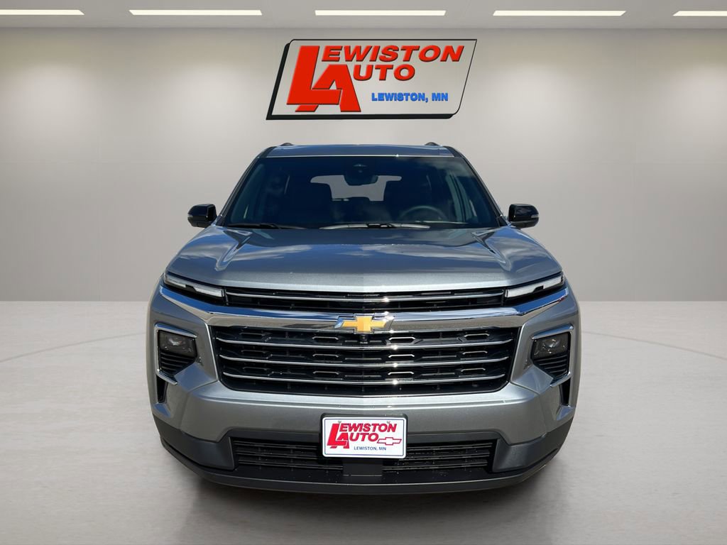 New 2026 Chevrolet Traverse LT w/ Driver Confidence Package AWD/4WD image 9