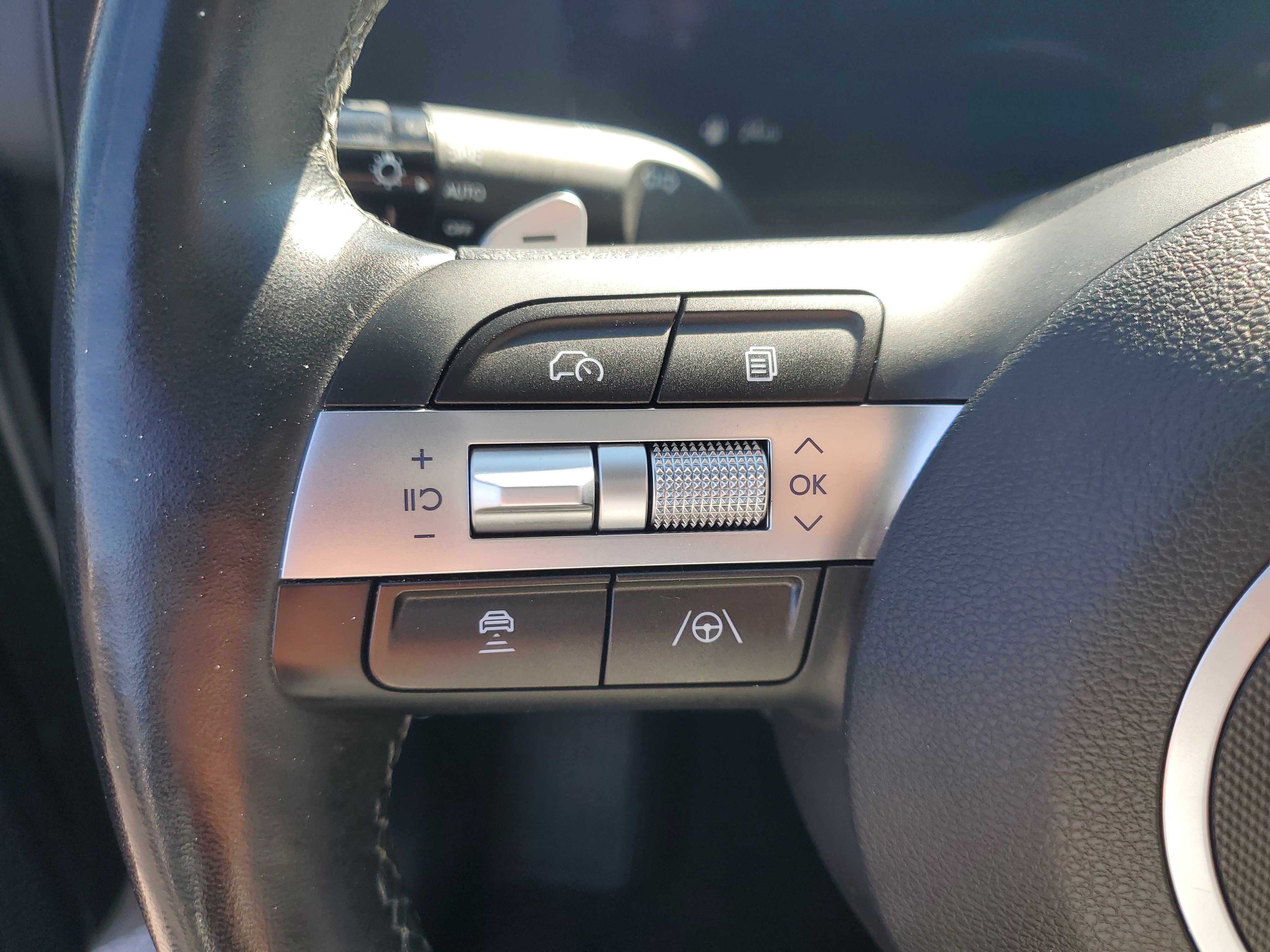 Used 2024 Hyundai Kona Limited image 20