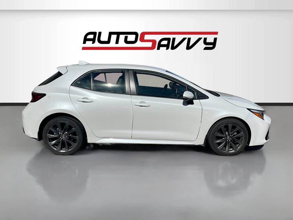 Used 2024 Toyota Corolla XSE FWD image 8