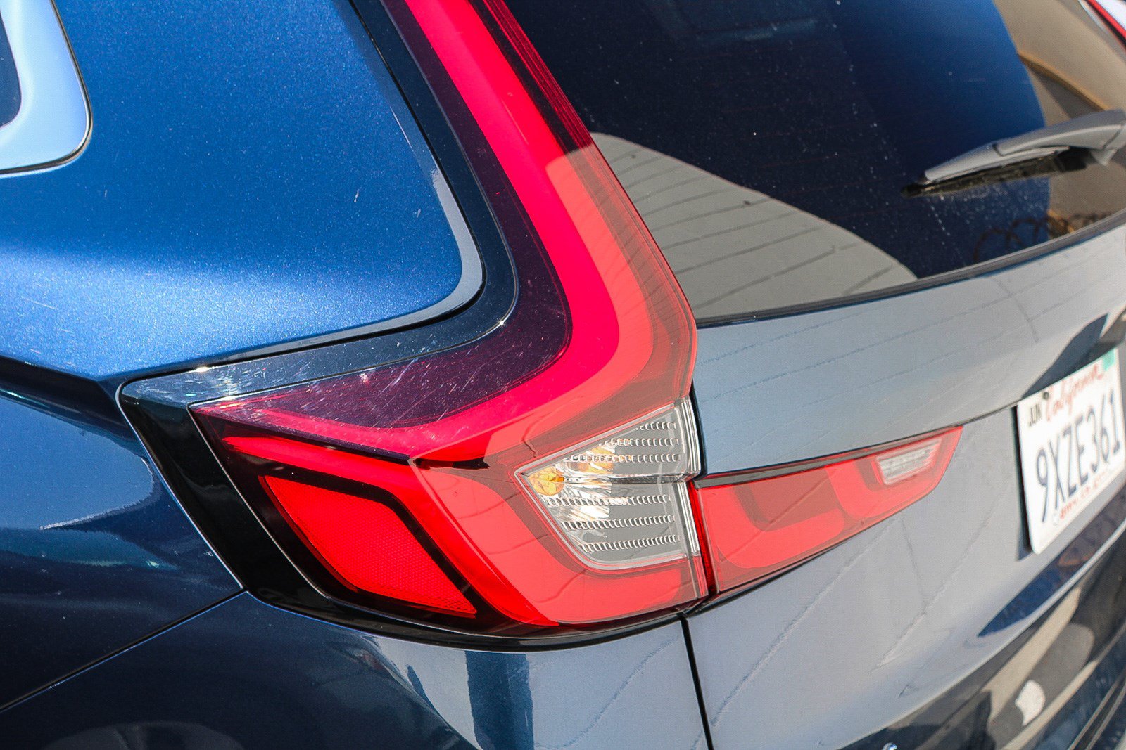 Used 2025 Honda CR-V LX image 9