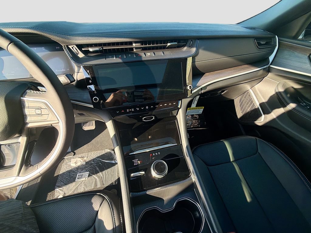 New 2026 Jeep Grand Cherokee Limited AWD/4WD image 27