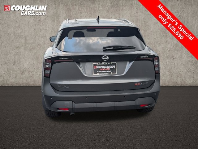 Certified 2025 Nissan Kicks SR AWD/4WD image 8