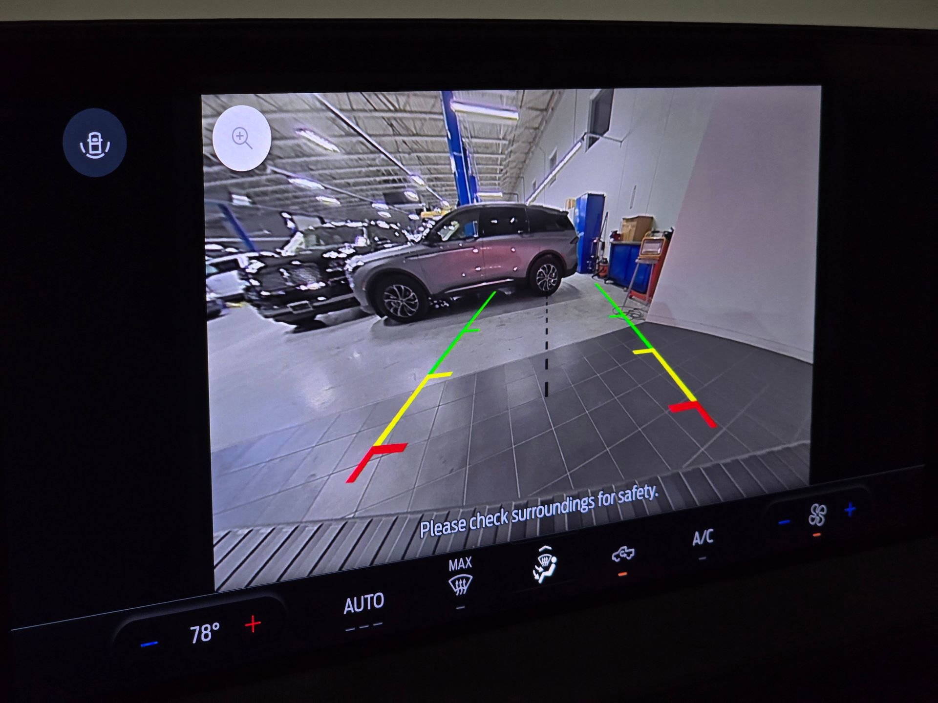 New 2025 Ford Maverick XL w/ Equipment Group 101A image 24