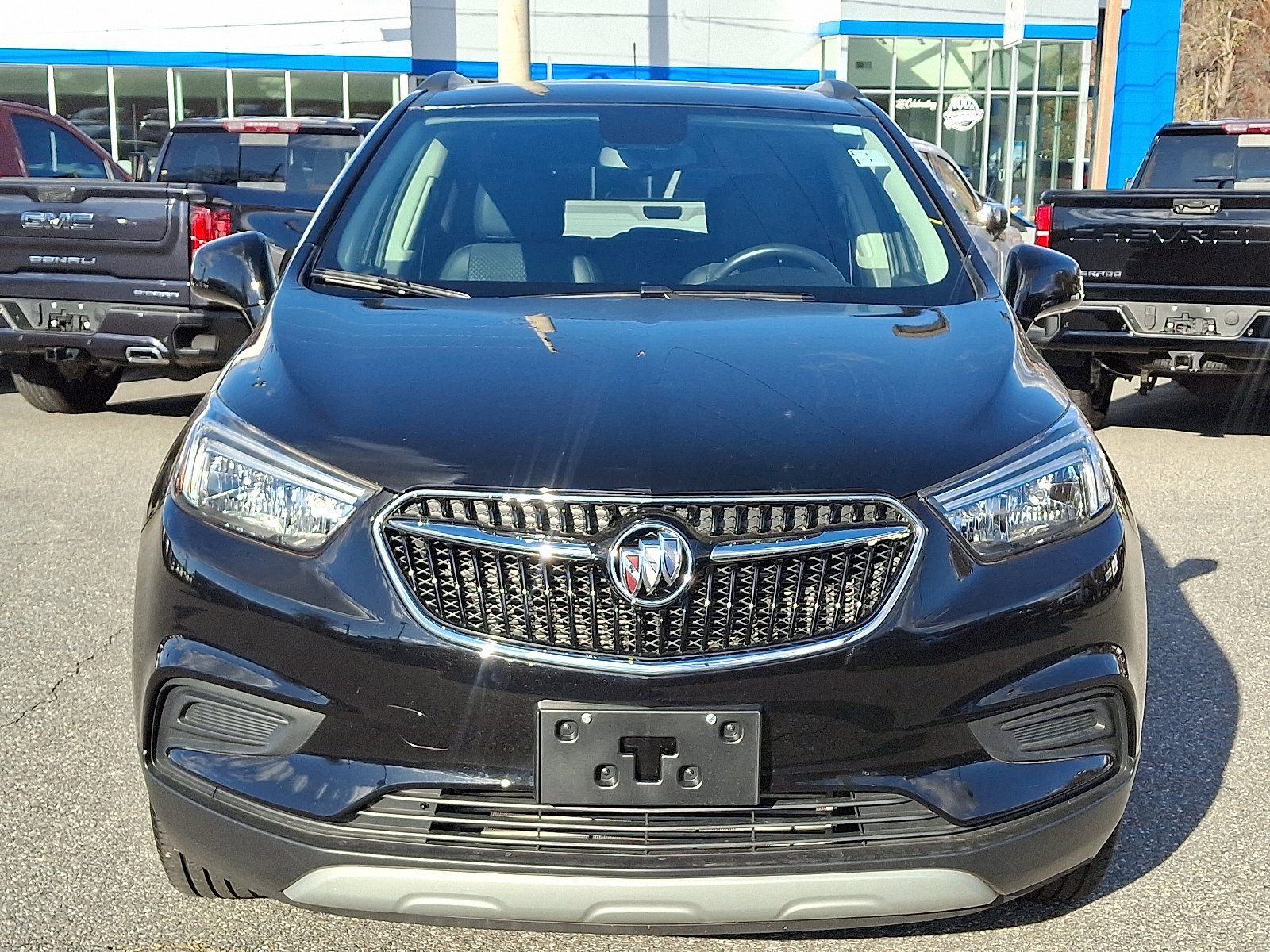 Certified 2022 Buick Encore Preferred image 2
