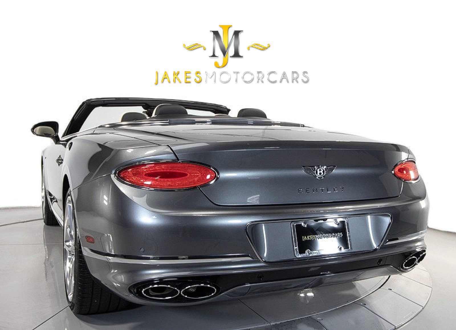 Used 2021 Bentley Continental GT image 8