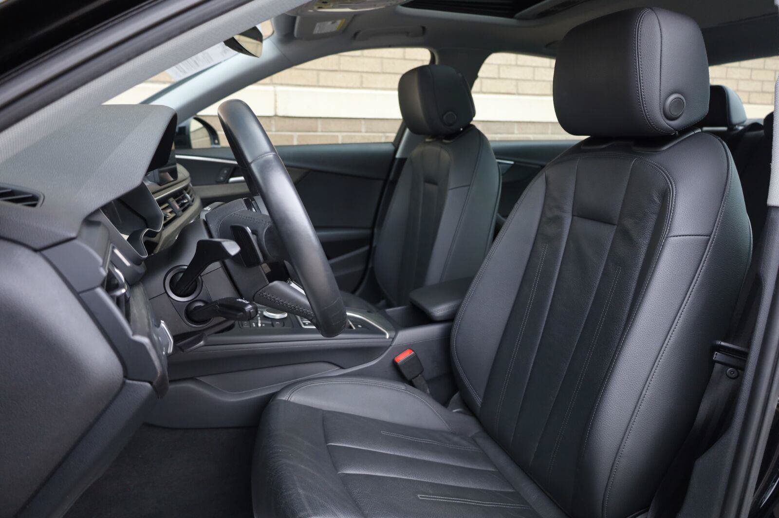 Used 2019 Audi A4 2.0T Premium FWD image 18