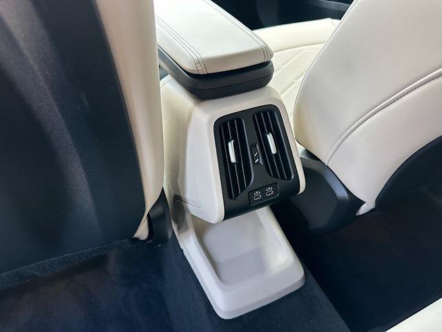 Certified 2025 BMW X1 xDrive28i w/ Premium Package AWD/4WD image 23