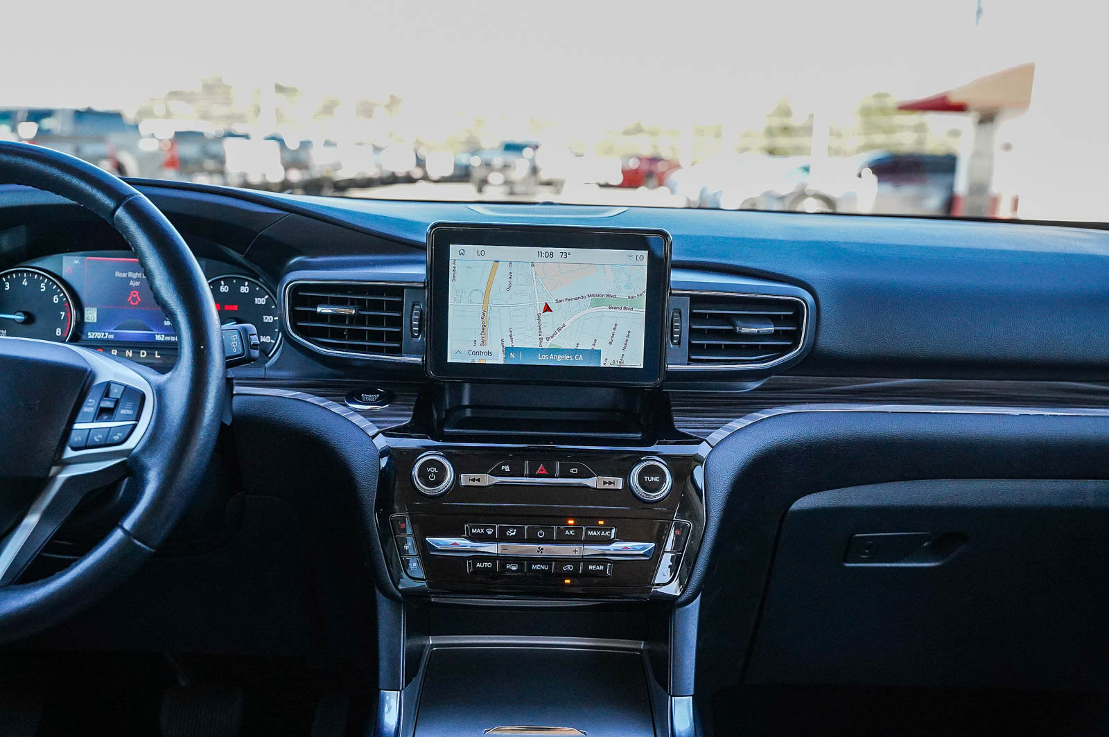 Used 2023 Ford Explorer Limited image 14