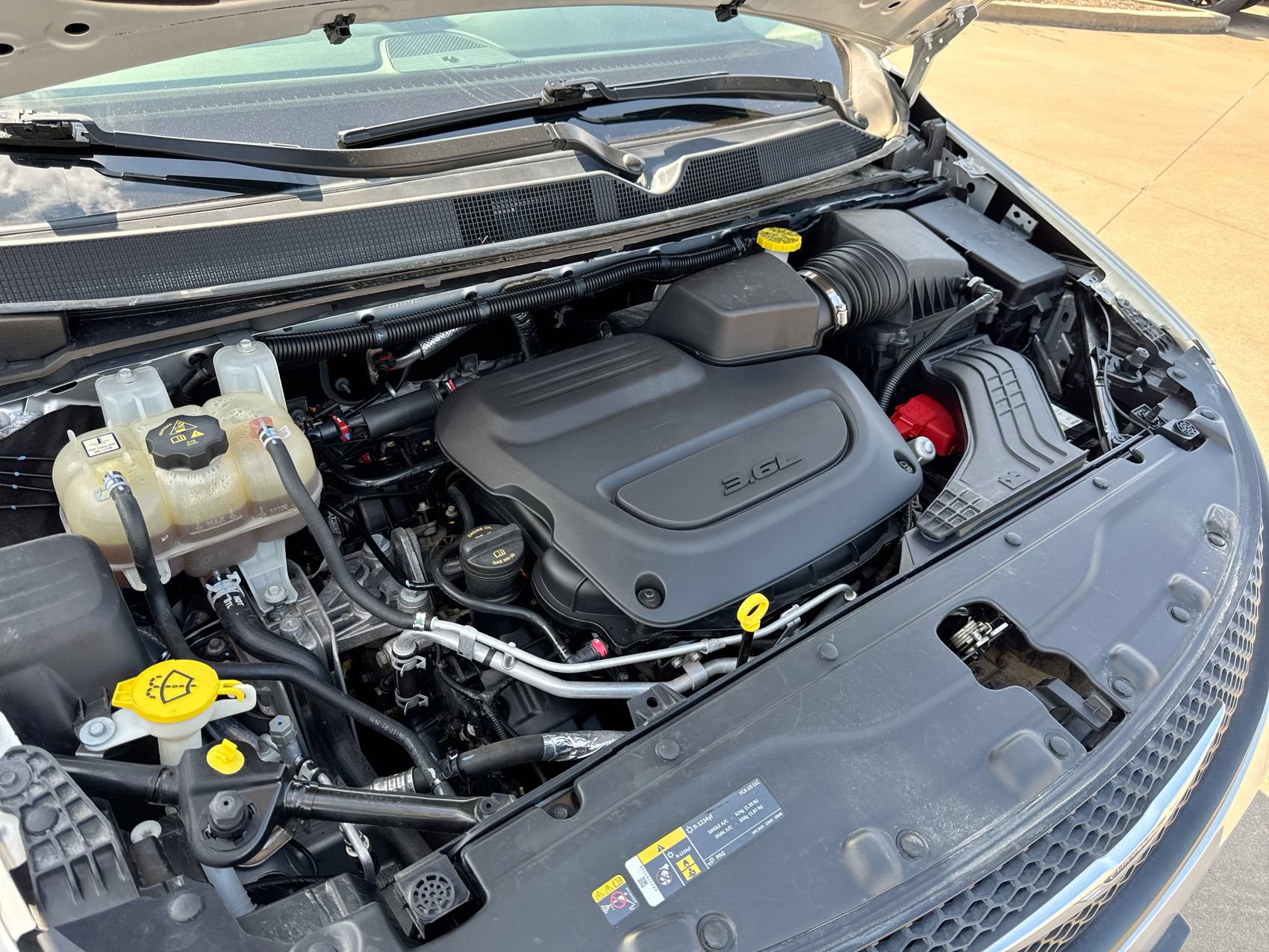 Used 2022 Chrysler Voyager LX FWD image 26