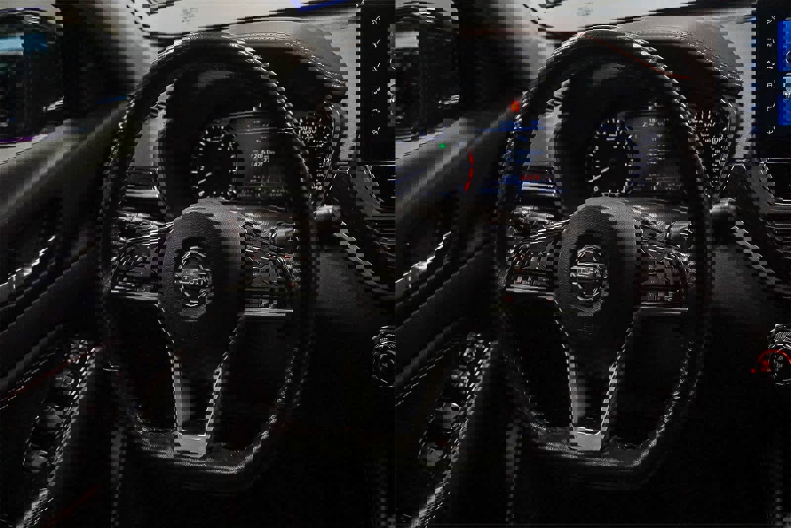 Used 2023 Nissan Altima 2.5 SR w/ SR Premium Package image 16