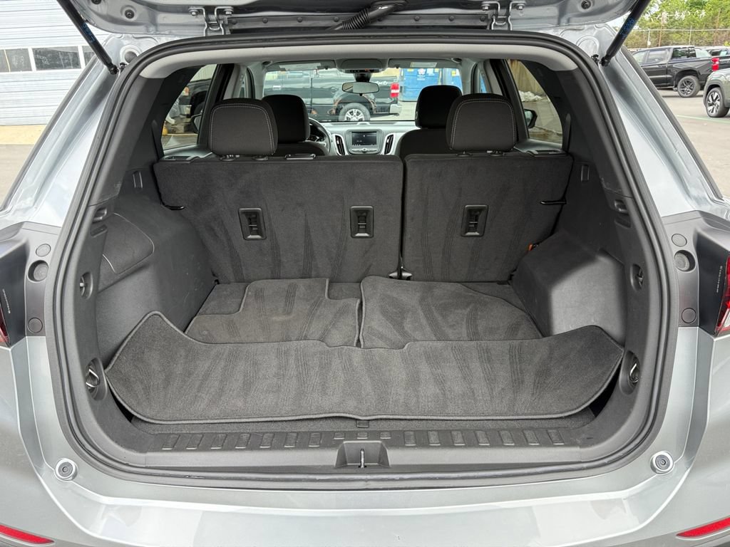 Used 2023 Chevrolet Equinox LS w/ LS Convenience Package AWD/4WD image 23
