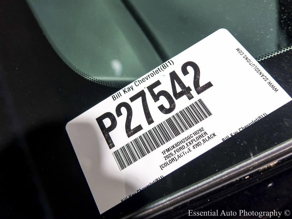 Used 2025 Ford Explorer Active image 32