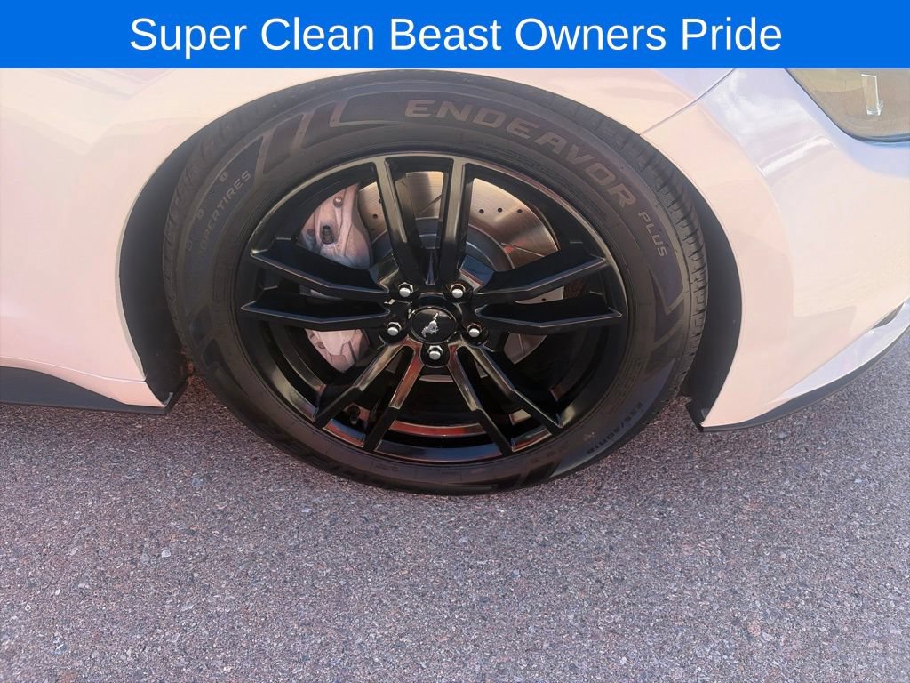 Used 2017 Ford Mustang GT RWD image 40