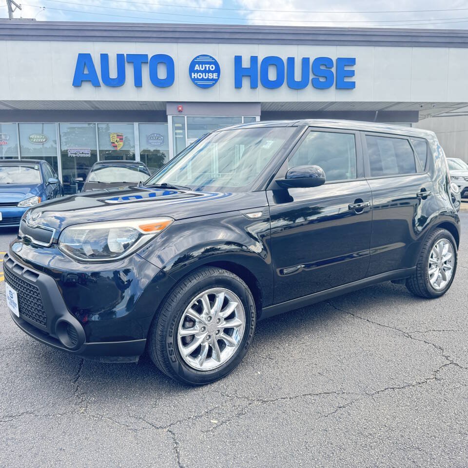 Used 2014 Kia Soul FWD image 1