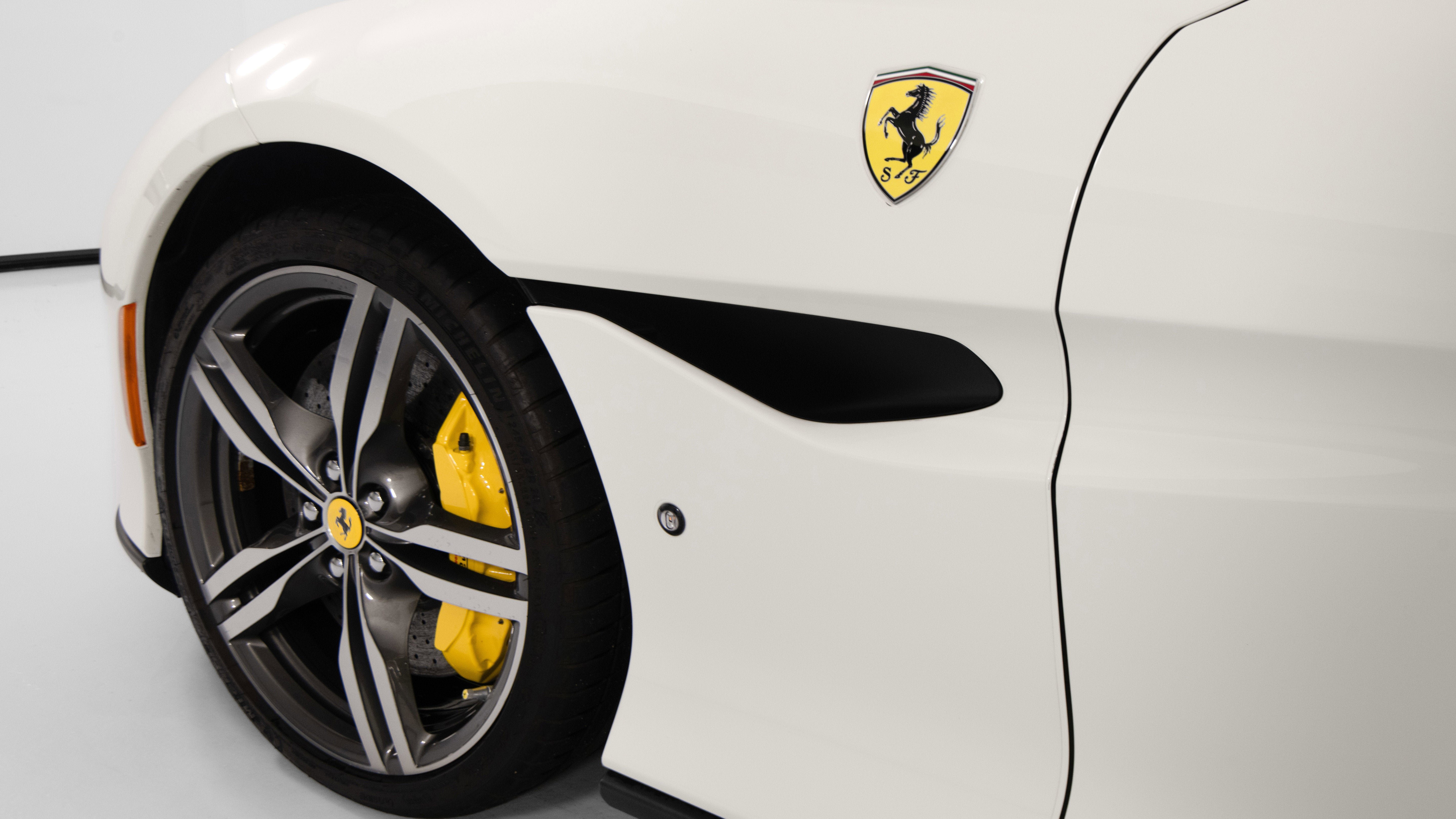 Certified 2020 Ferrari Portofino RWD image 11