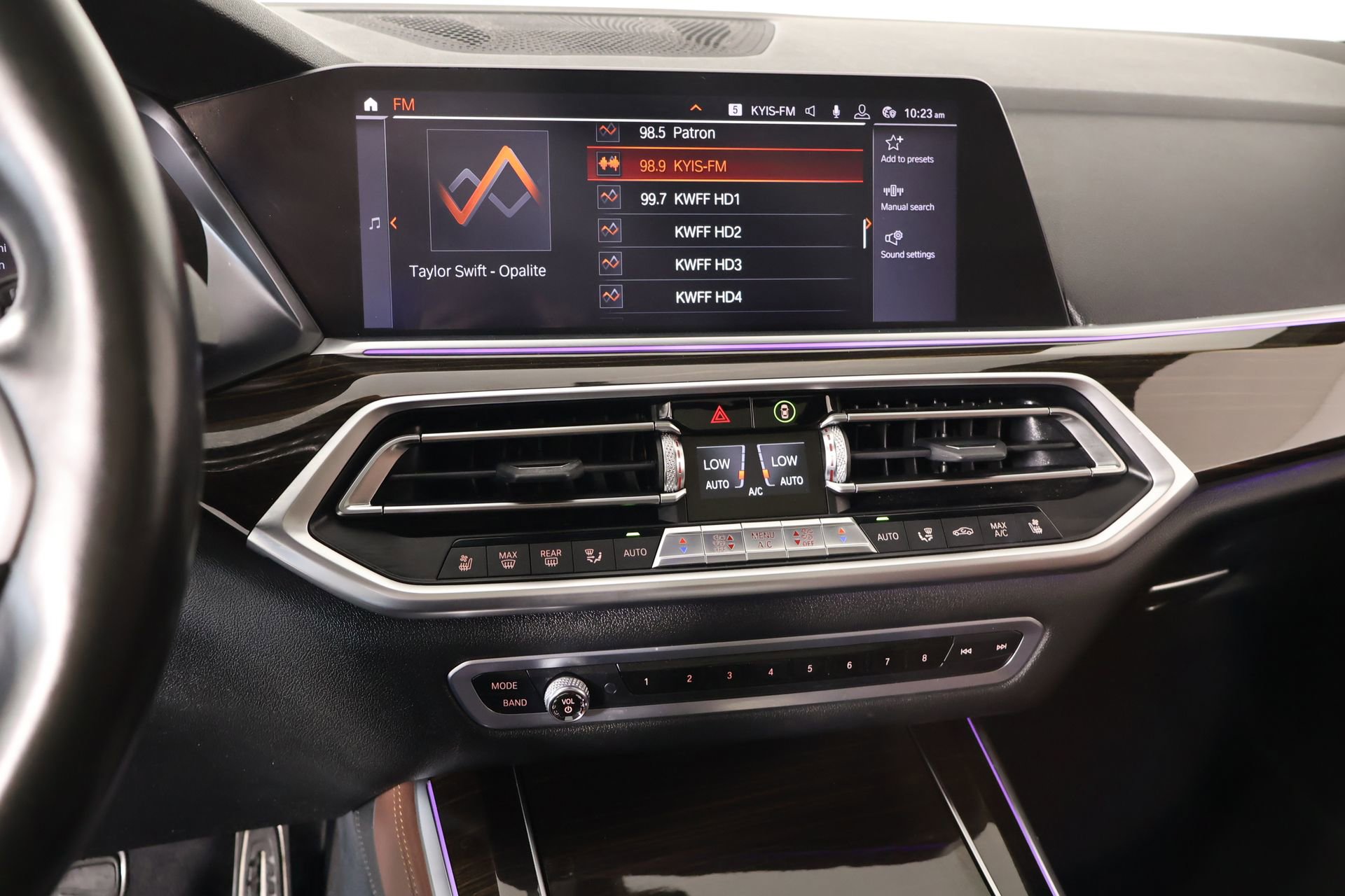 Used 2019 BMW X5 xDrive50i w/ M Sport Package image 5