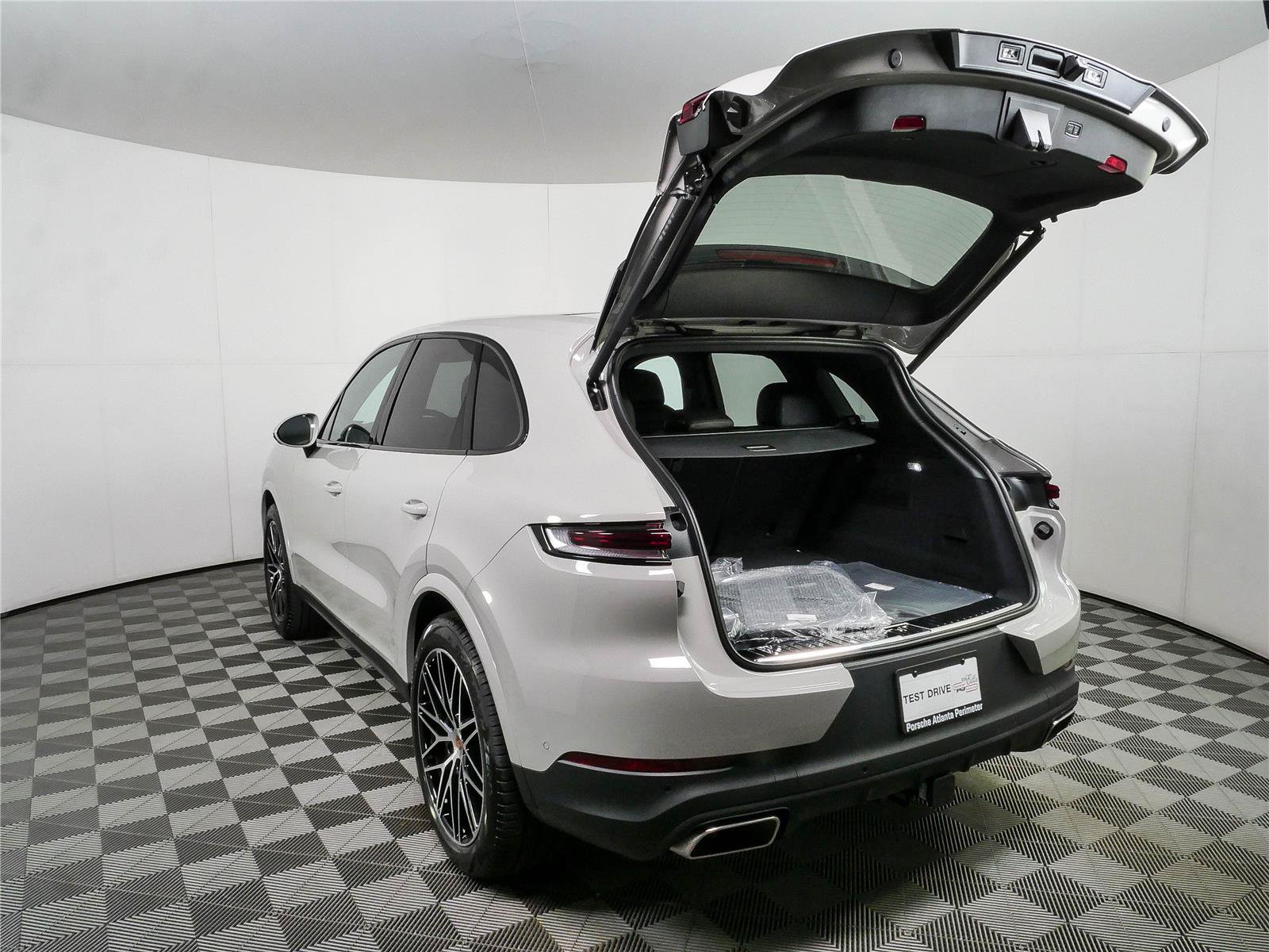 New 2026 Porsche Cayenne AWD/4WD image 34