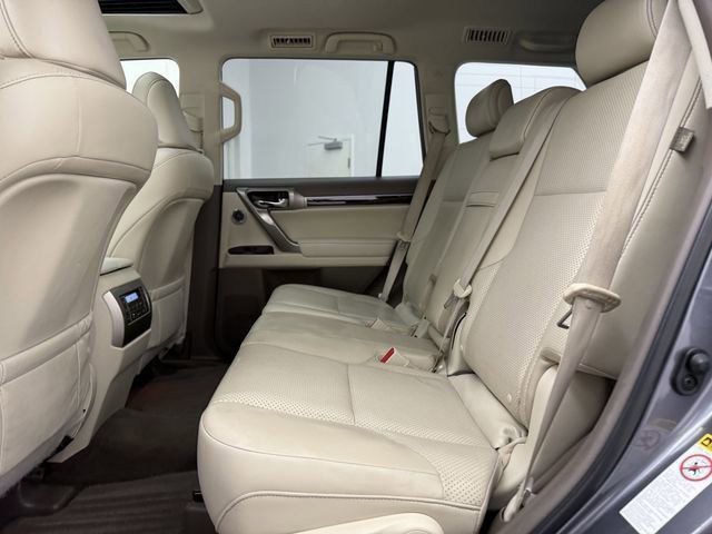 Used 2015 Lexus GX 460 Luxury image 25