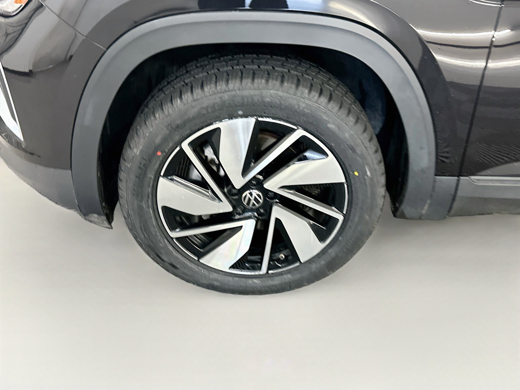 Used 2026 Volkswagen Atlas SE AWD/4WD image 11