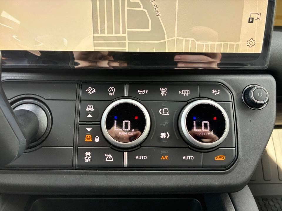 New 2026 Land Rover Defender 110 Trophy Edition AWD/4WD image 15