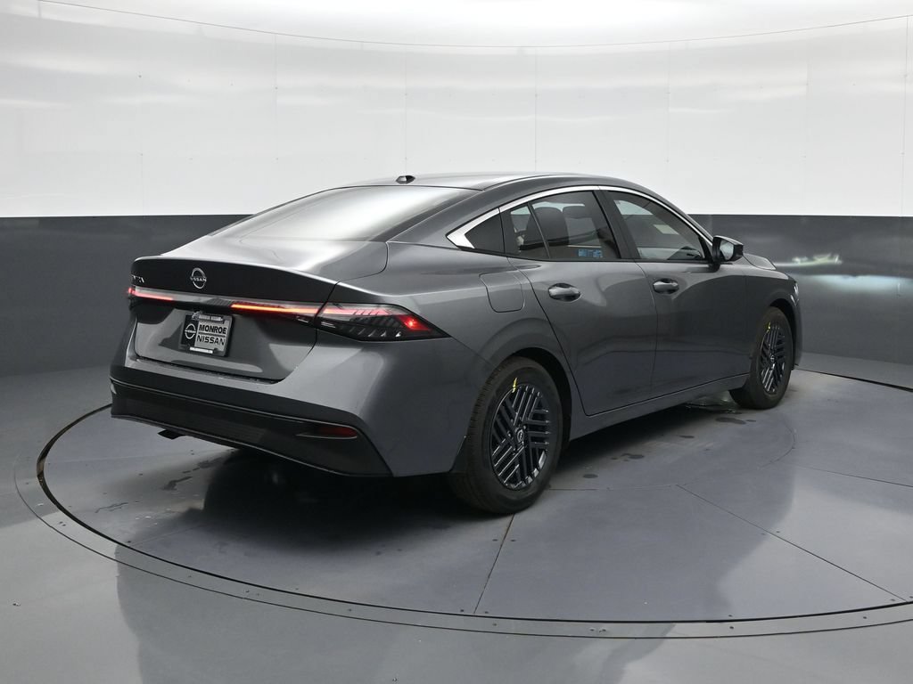 New 2026 Nissan Sentra SV w/ SV Convenience Package FWD image 9