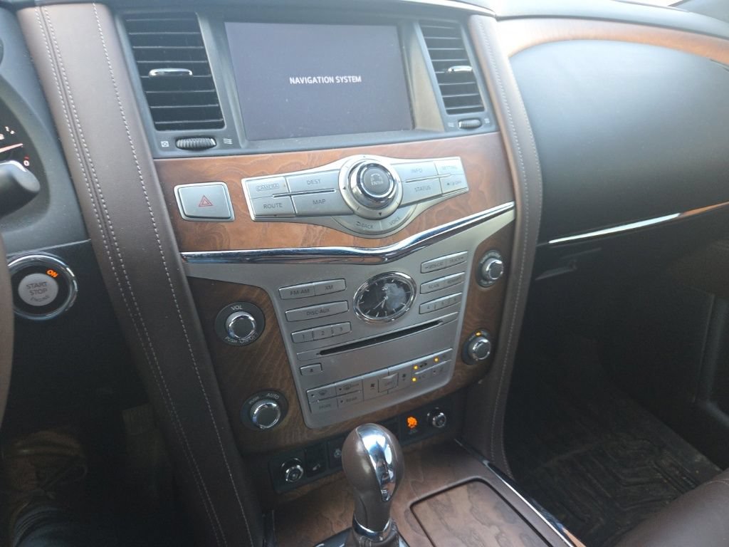 Used 2017 INFINITI QX80 Limited w/ All Season Package AWD/4WD image 16