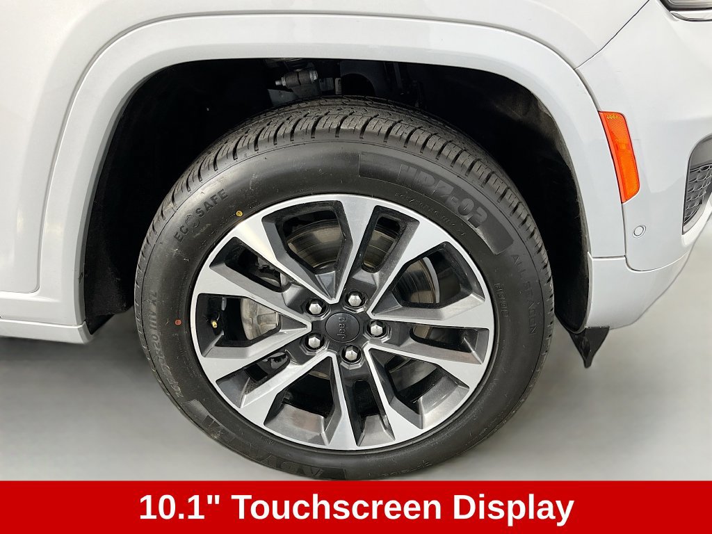 Used 2021 Jeep Grand Cherokee L Overland w/ Luxury Tech Group IV AWD/4WD image 44