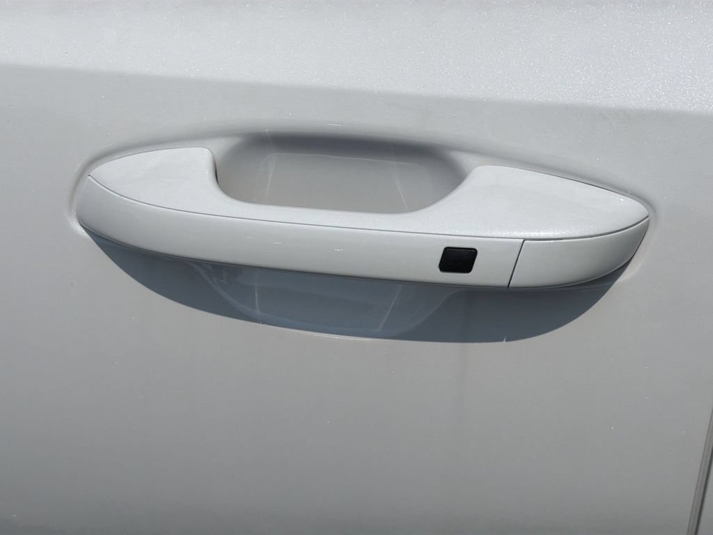 New 2026 Kia Sorento LX FWD image 15
