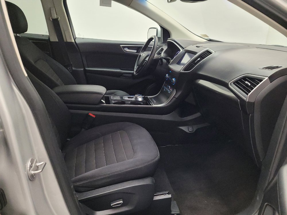 Used 2019 Ford Edge SEL FWD image 21