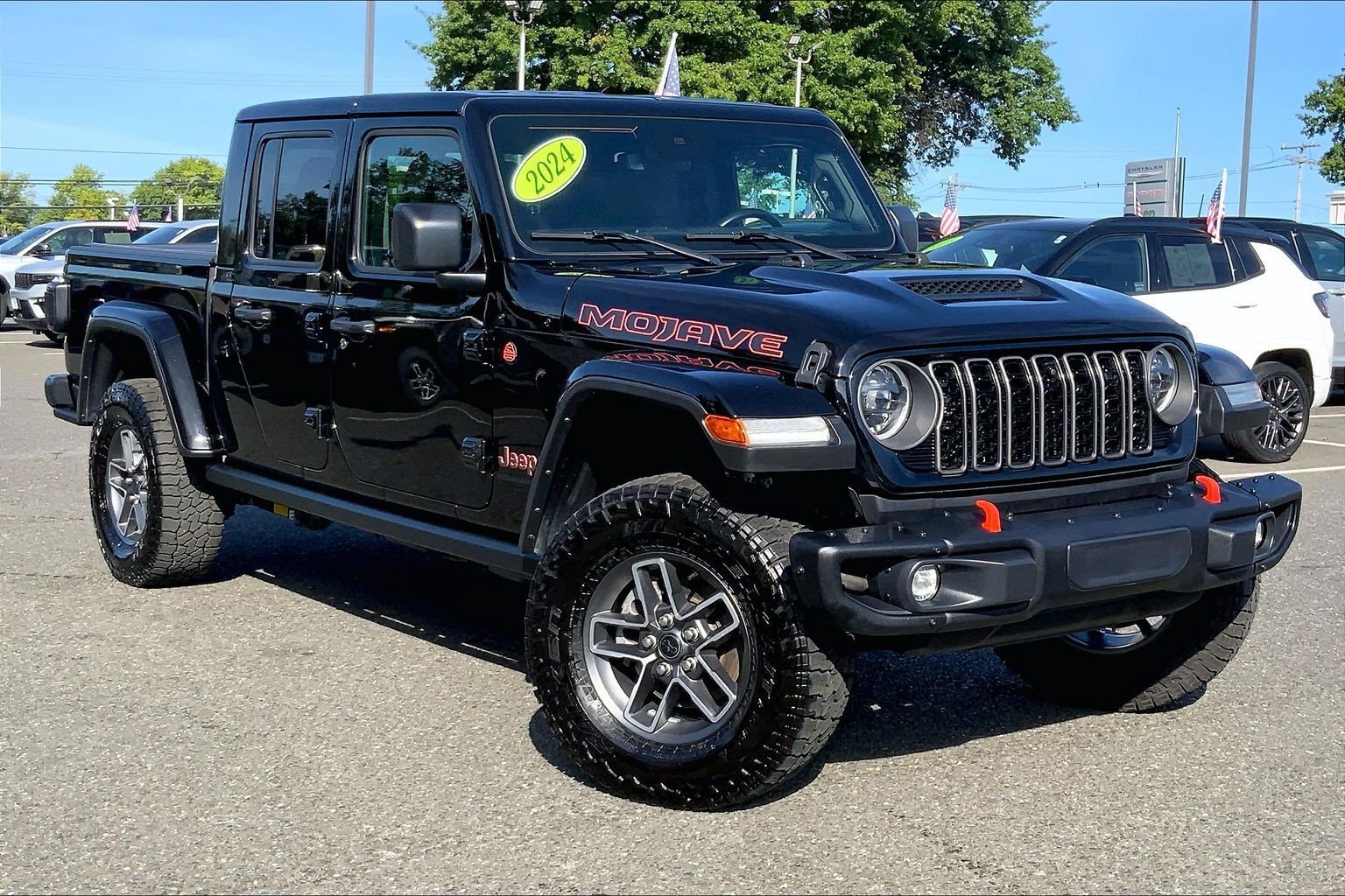 Certified 2024 Jeep Gladiator Mojave AWD/4WD image 2
