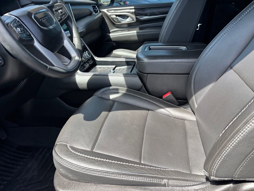 Used 2023 GMC Yukon Denali image 9