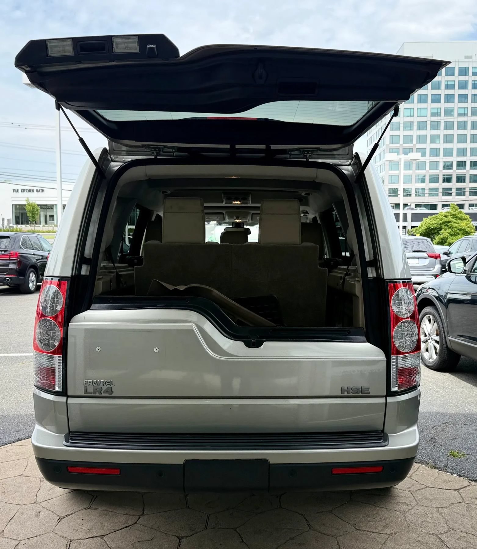 Used 2012 Land Rover LR4 HSE LUX AWD/4WD image 53