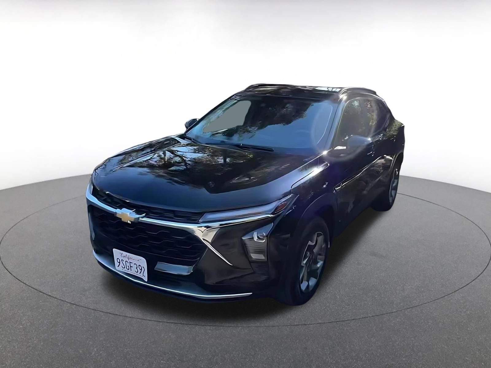 Used 2025 Chevrolet Trax LT image 7