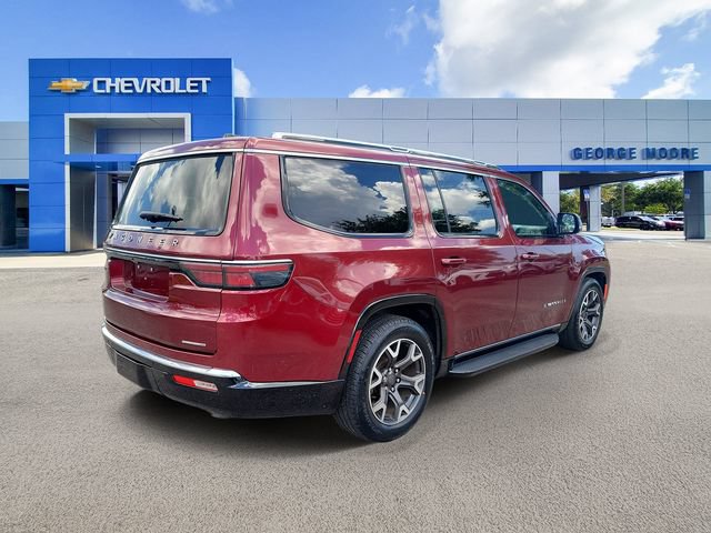 Used 2024 Jeep Wagoneer Series III AWD/4WD image 4