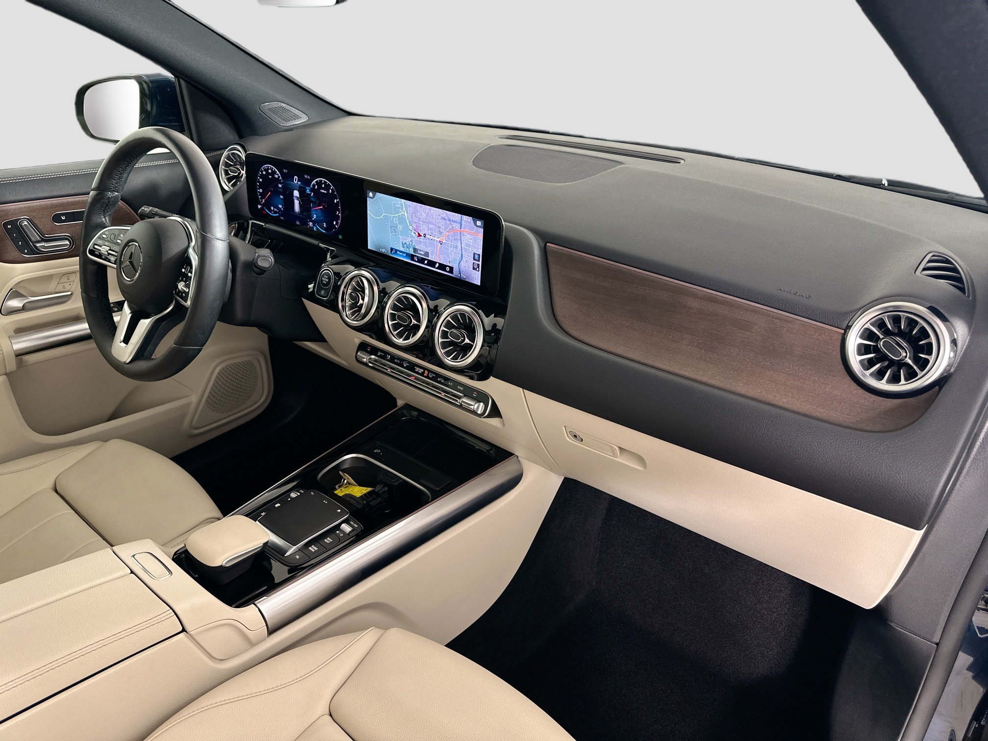Certified 2023 Mercedes-Benz GLA 250 4MATIC image 35