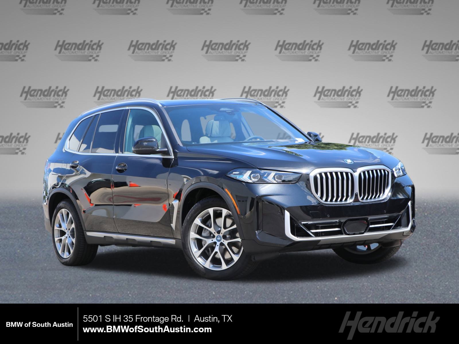 New 2025 BMW X5 xDrive50e w/ Climate Comfort Package