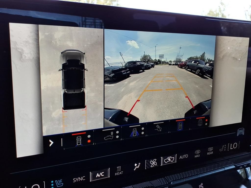 Used 2025 GMC Hummer EV 3X w/ LPO, Sport Package AWD/4WD image 31