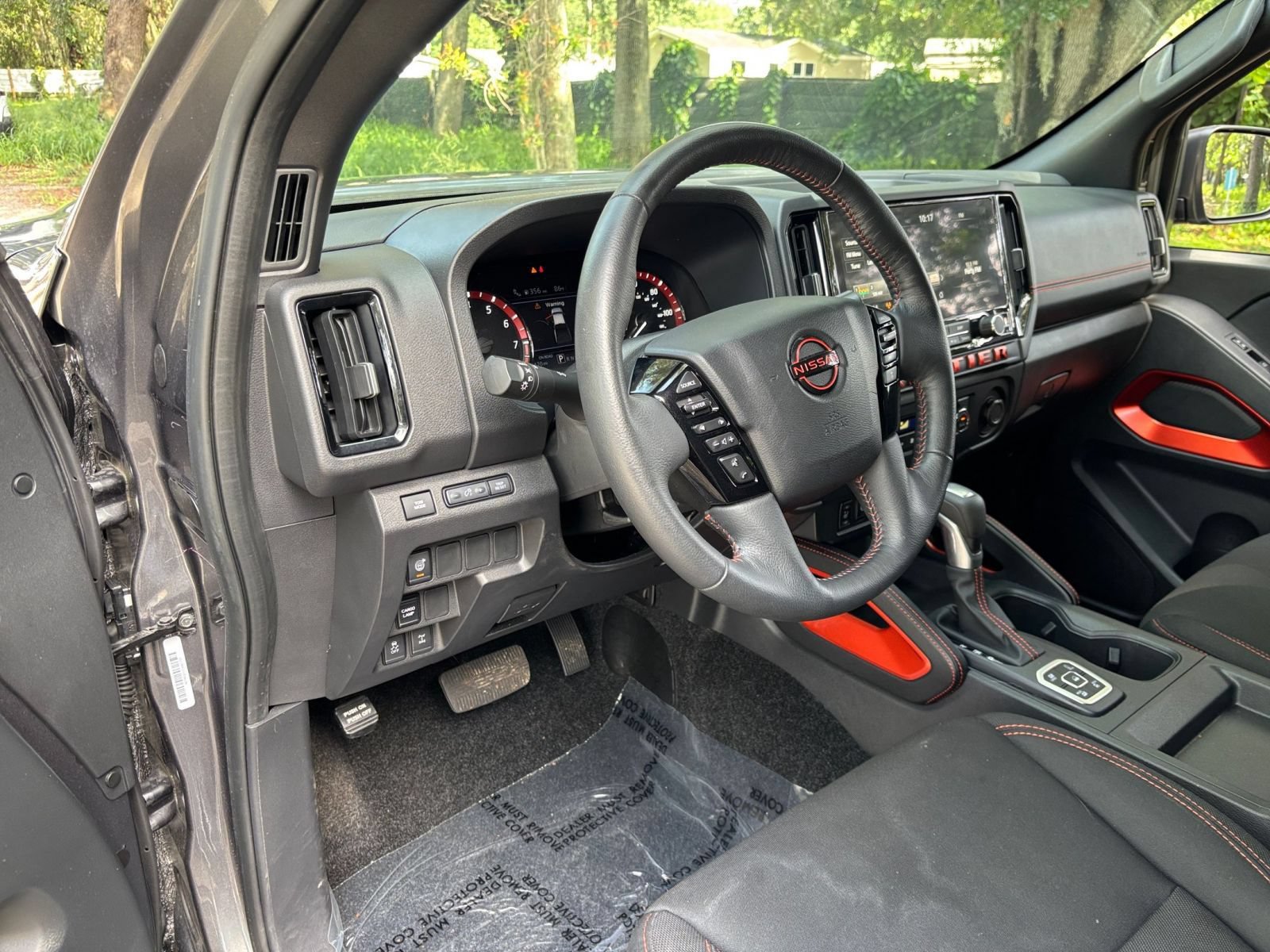 Used 2026 Nissan Frontier PRO-4X AWD/4WD image 29