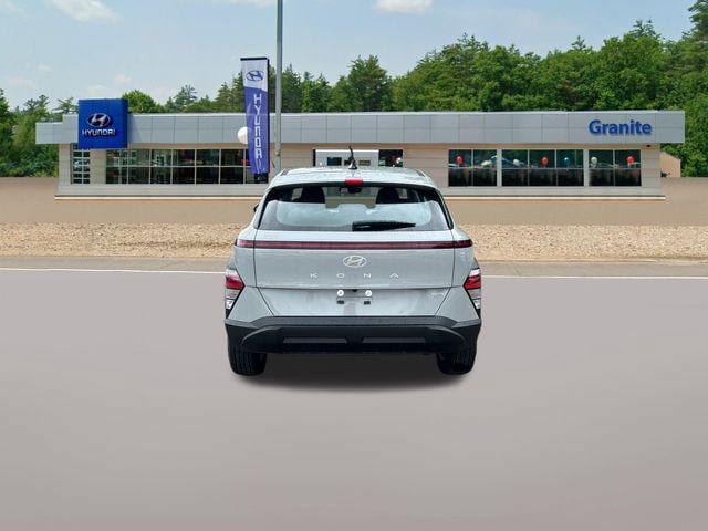 New 2027 Hyundai Kona SE AWD/4WD image 7