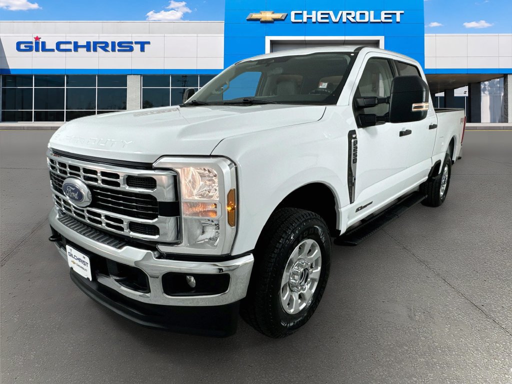 Used 2025 Ford F250 XLT w/ FX4 Off-Road Package AWD/4WD image 4