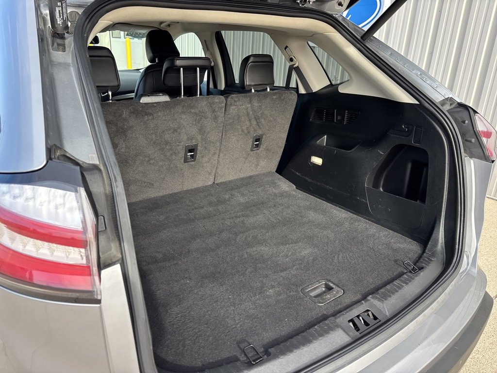Used 2022 Ford Edge SEL w/ Convenience Package image 30