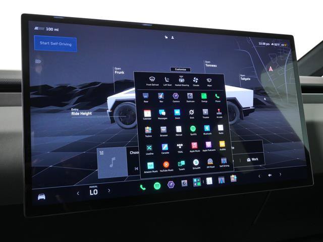 Used 2025 Tesla Cybertruck AWD Crew Cab image 21